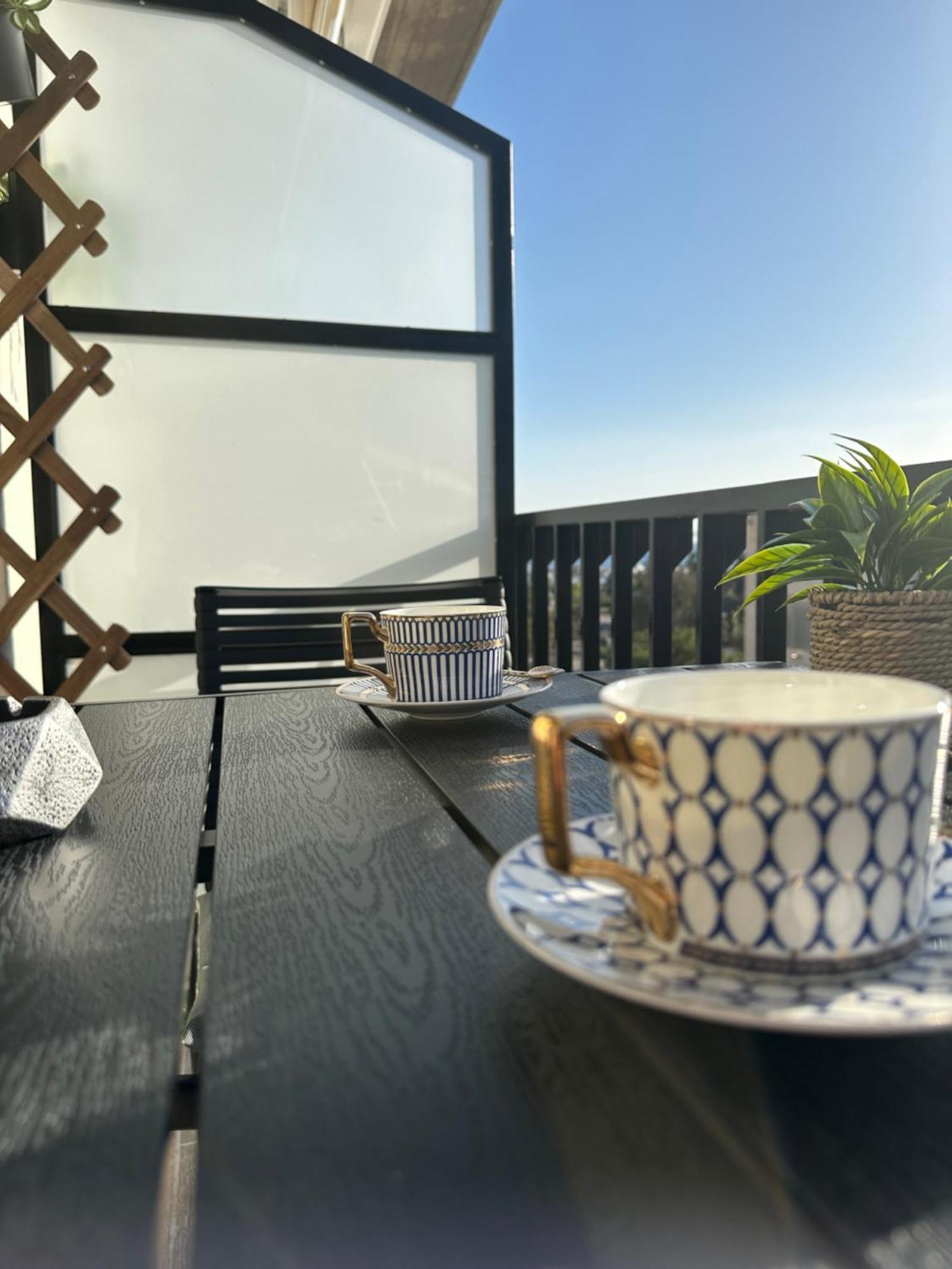 Glyfada Sunset Seaview Cozy Apartment A Atenas Exterior foto